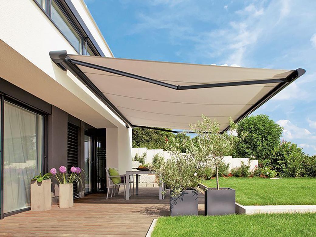 Napellenző  UV VÉDELEM, STÍLUS